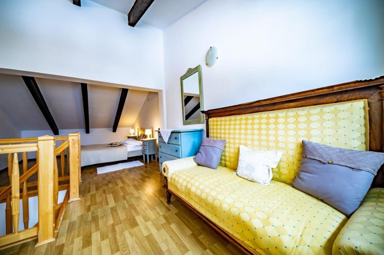 Pensiunea La Maison บราน ภายนอก รูปภาพ